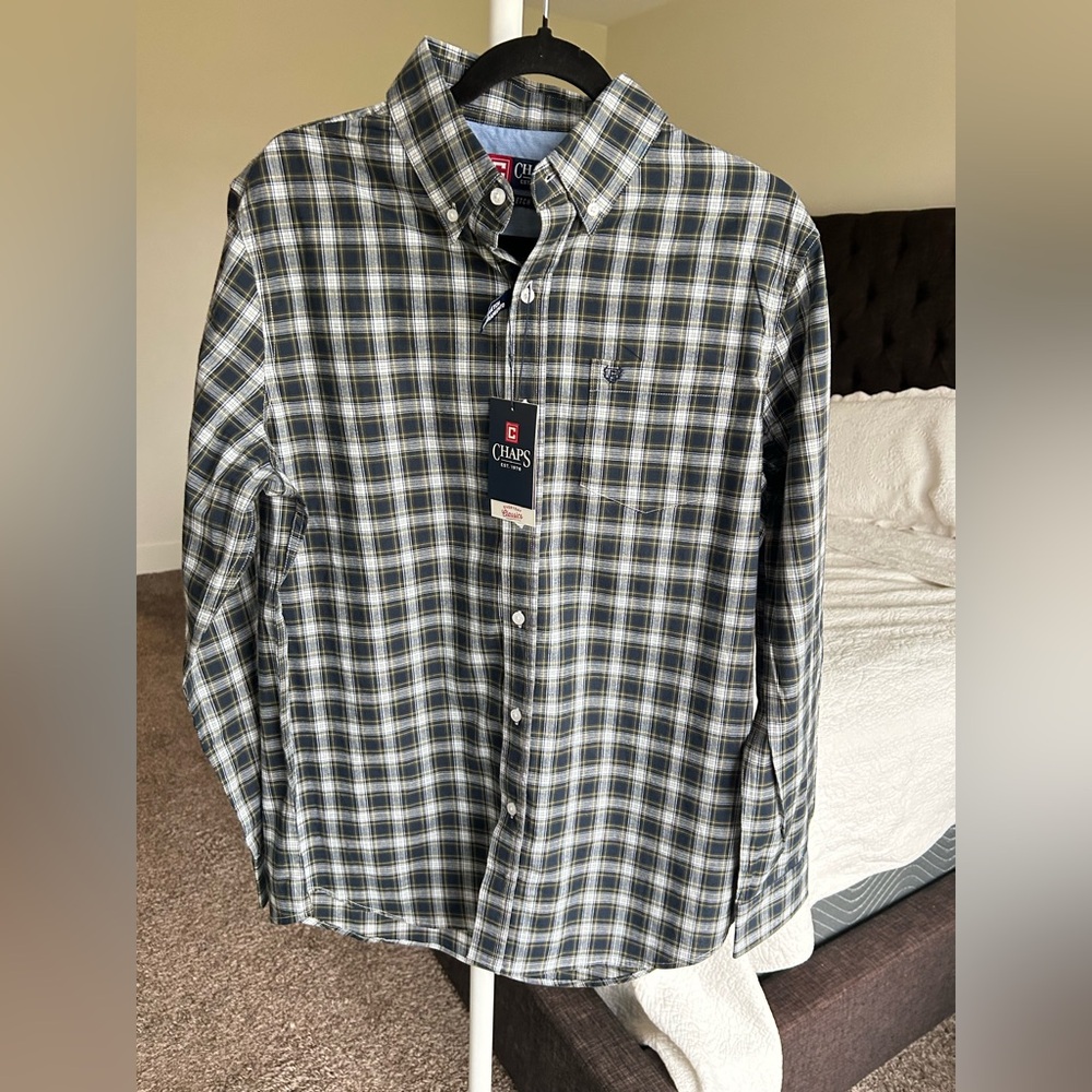 Chaps Men's Navy and White Checkered Shirt